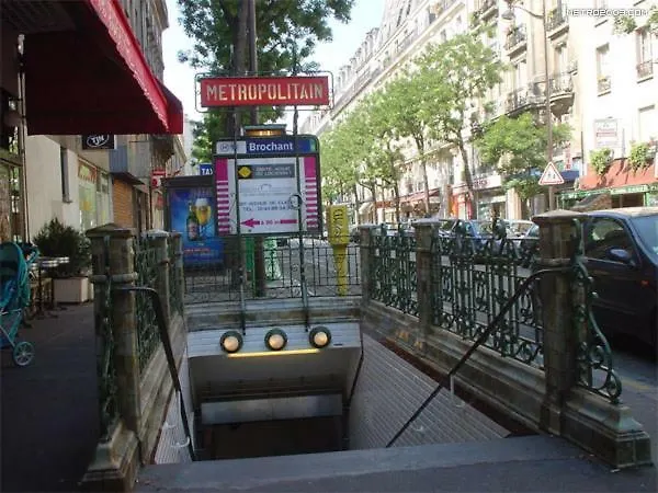Arty 20m² District Of Batignolles París
